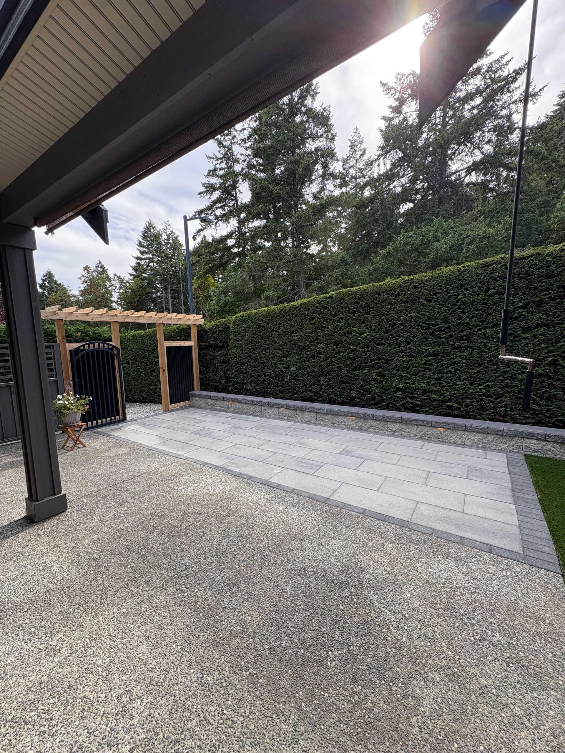 Gallery photos for Backyard Putting Green and Paver Patio Build in Nanoose Bay: Image #8