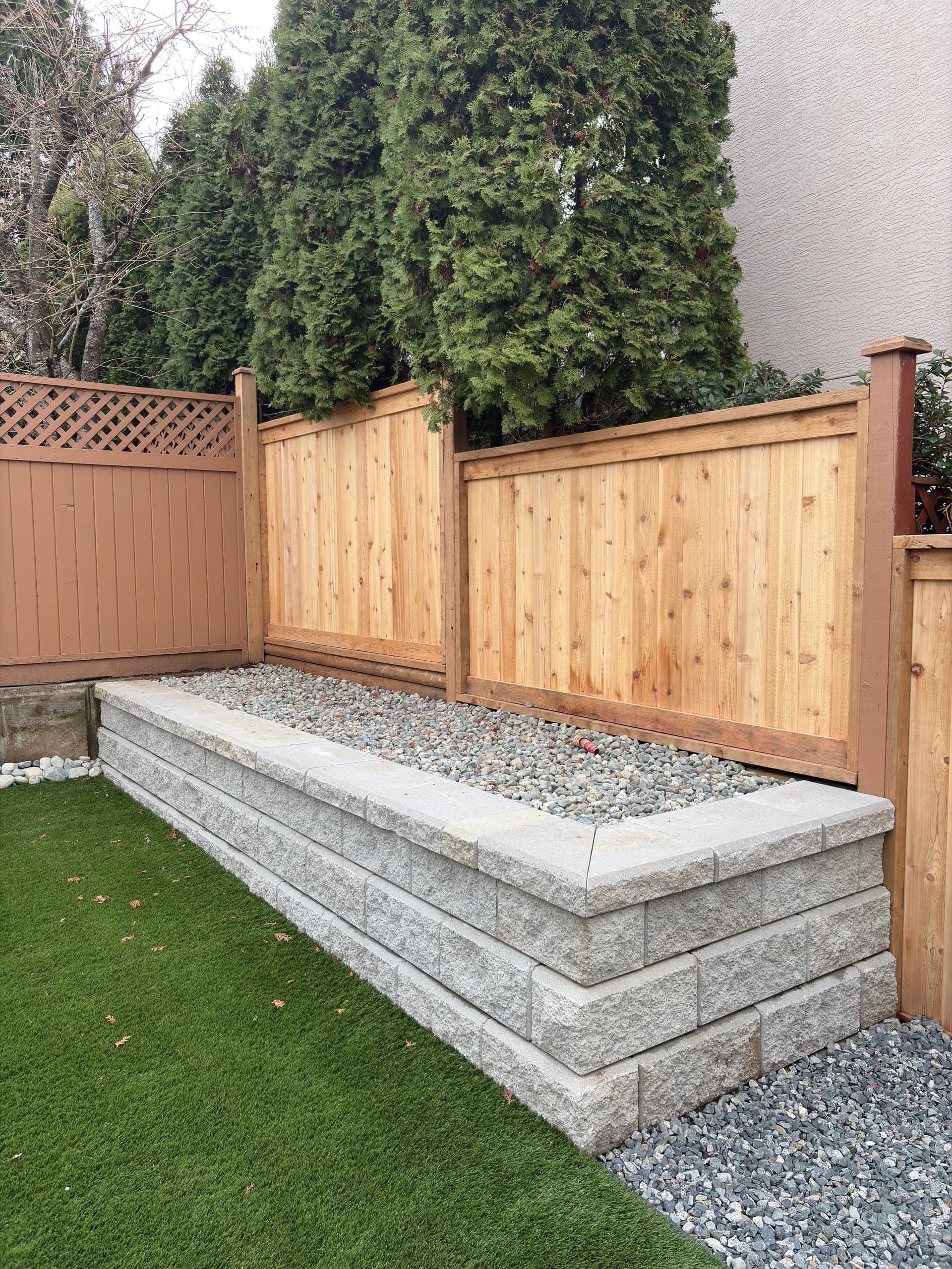 Gallery photos for Creating a Cohesive Outdoor Oasis: Image #8